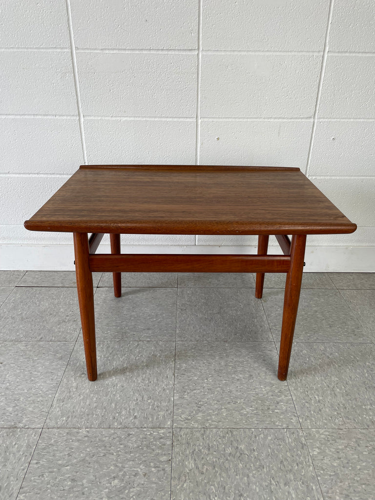 Teak end table **hold**