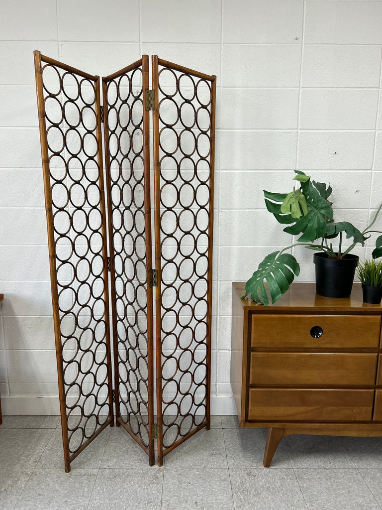 Rattan room divider