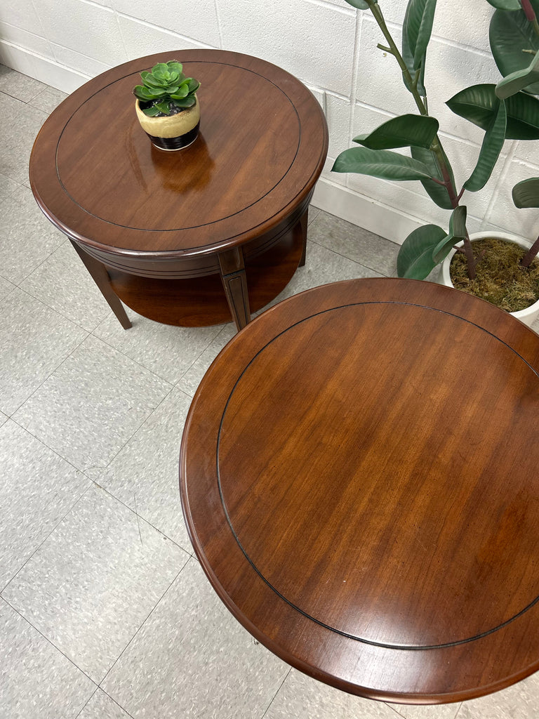 Round end table pair