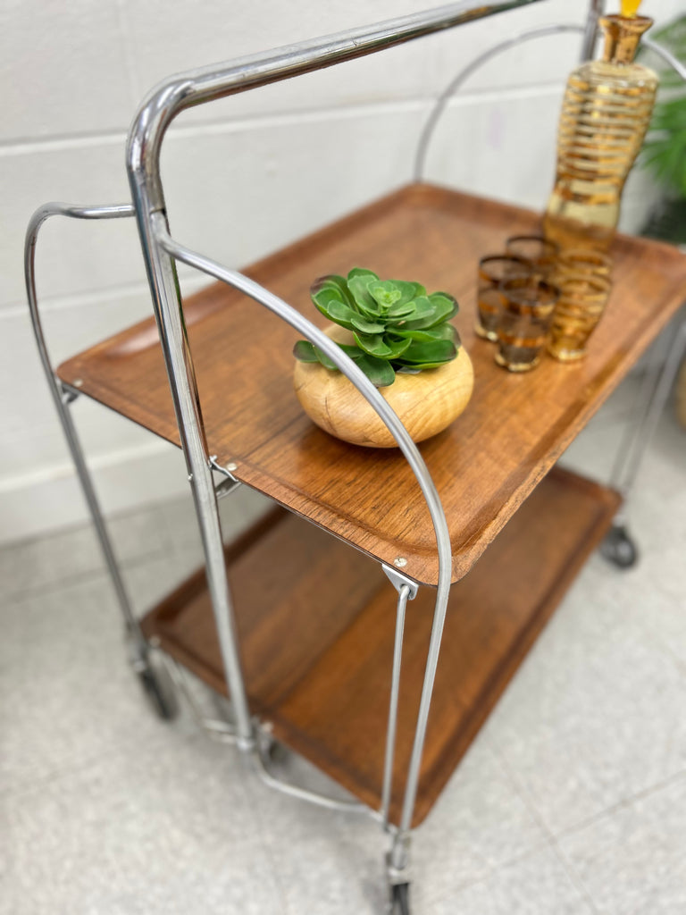 Folding barcart
