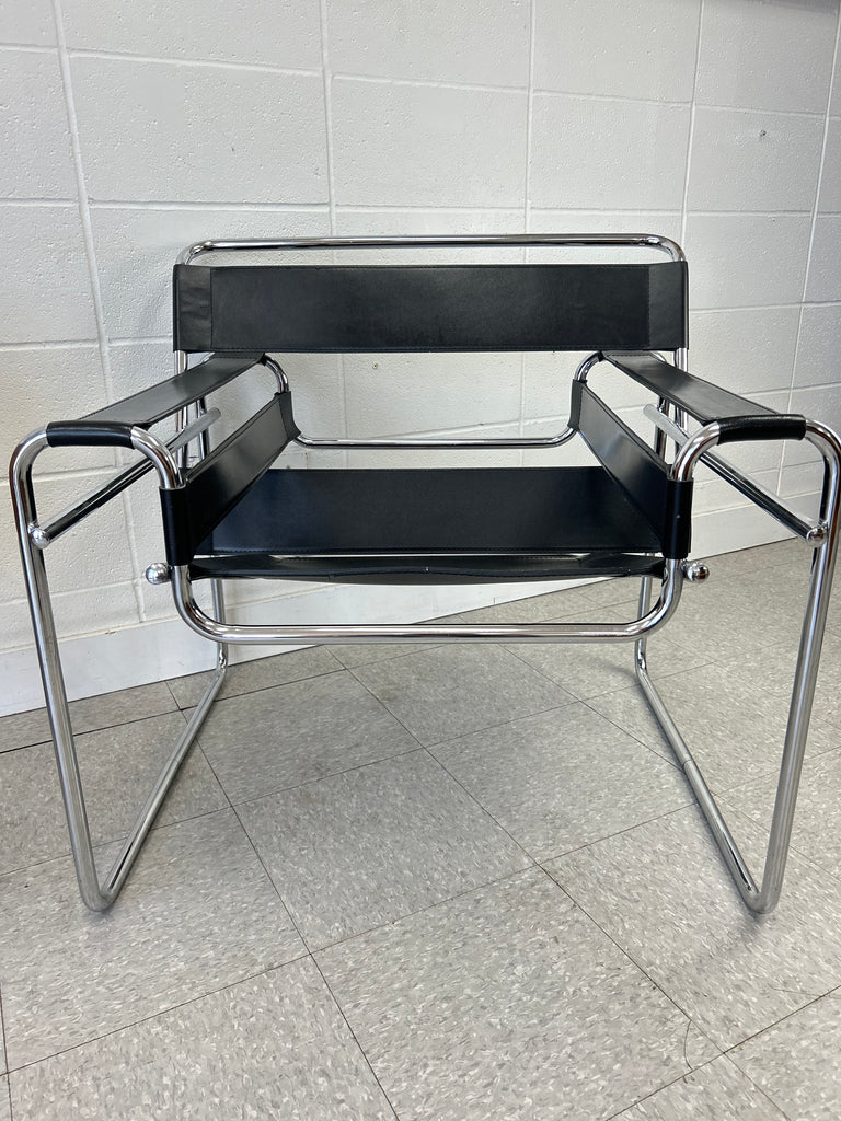 Wassily chair replica