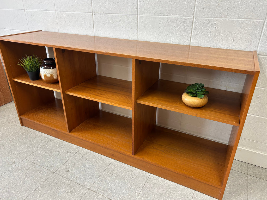 Teak roomdivider